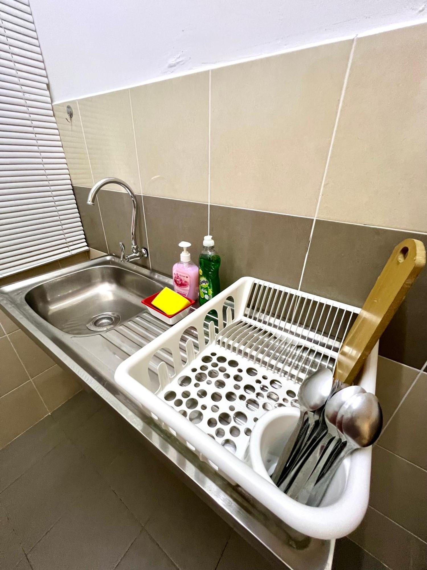 Ocean-View Studio For 2Pax -9Min To Pasarpayang-Mayangmall-Drawbridge Kuala Terengganu Eksteriør billede